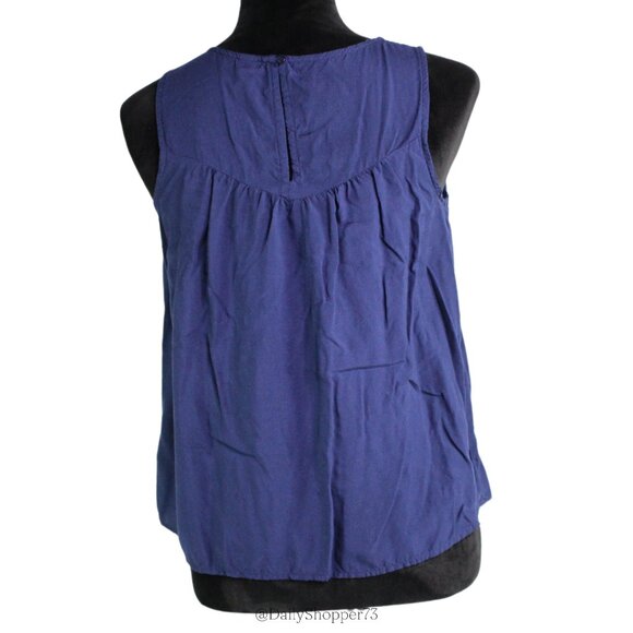 Old Navy Women's Petite Navy Blue Lace Keyhole Flowy Baby Doll Tank Top - Picture 3 of 6